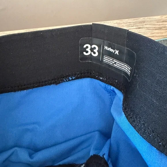 Hurley Phantom Board Shorts Black, Blue and Teal Striped size 33 - Picture 3 of 4